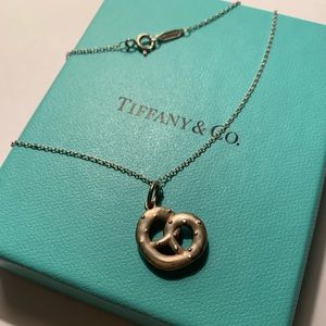 RARE Tiffany & Co Pretzel Pendant Necklace